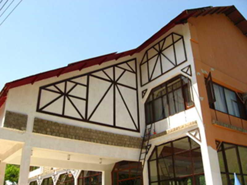 Hotel Snowcrests Manor Manali  Exterior photo